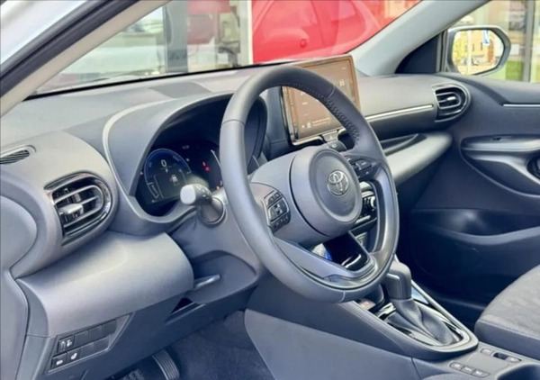 Toyota Yaris cena 101600 przebieg: 5, rok produkcji 2024 z Drzewica małe 11